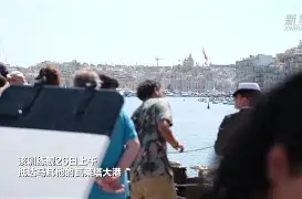 多特蒙德训练开放日，清晨迎来里程碑引欢呼，欧冠在即，训练强度明显提升